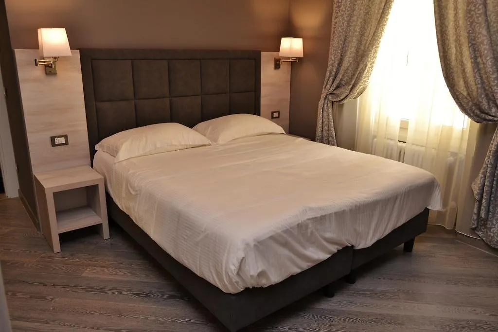 B&B Sylva Suites Guest house