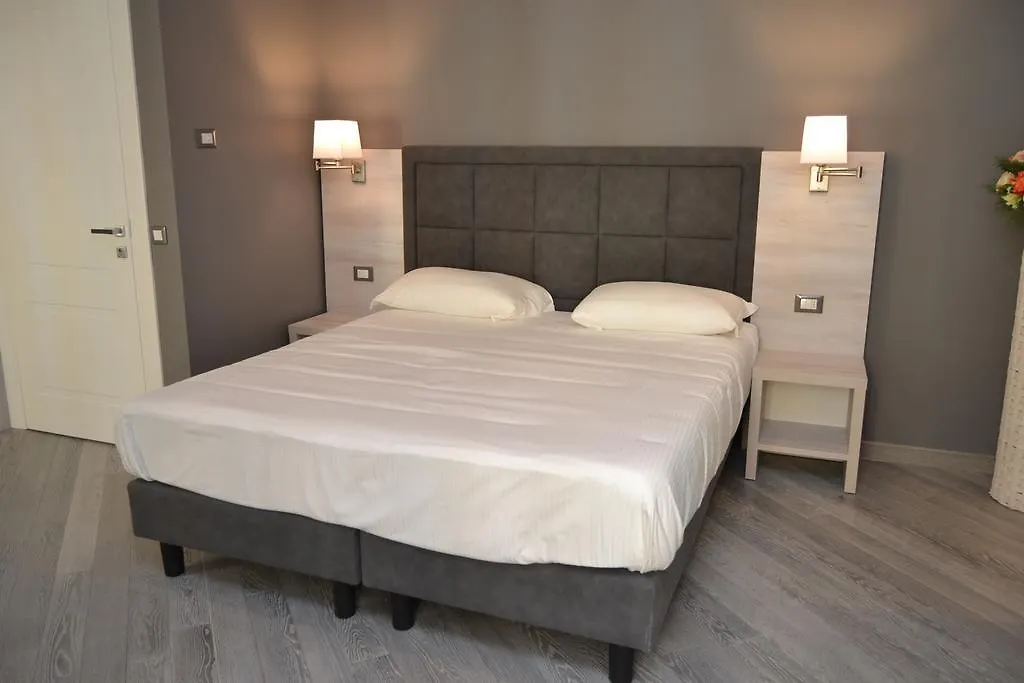 B&B Sylva Suites